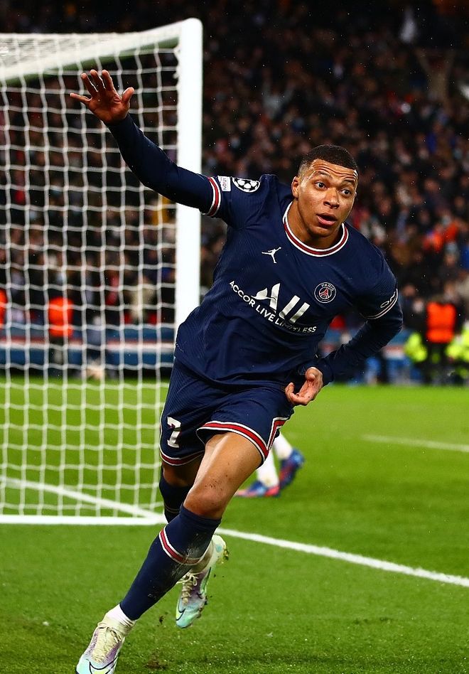 开云体育官网-皇家马德里清晨手感冰凉，志在法甲名次提升，气氛紧张，球探报告显示潜力的简单介绍